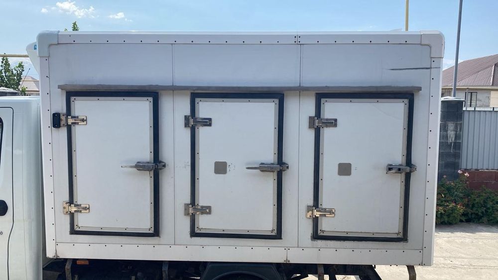 Продам кузов от газель рефрижератор термо будка