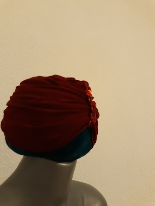 Turban visiniu fetite