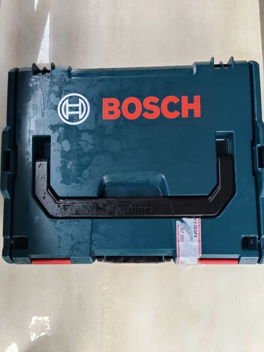 Vând valiză Bosch L-BOXX 136 - Valiza speciala L-Boxx, 442x357x151 mm, gama mixta de scule