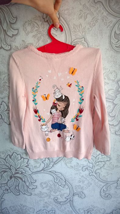 Продам вещи на девочку 5-7 лет