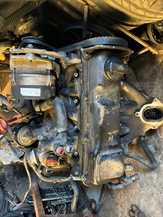 Двигатель Фольксваген 1.8