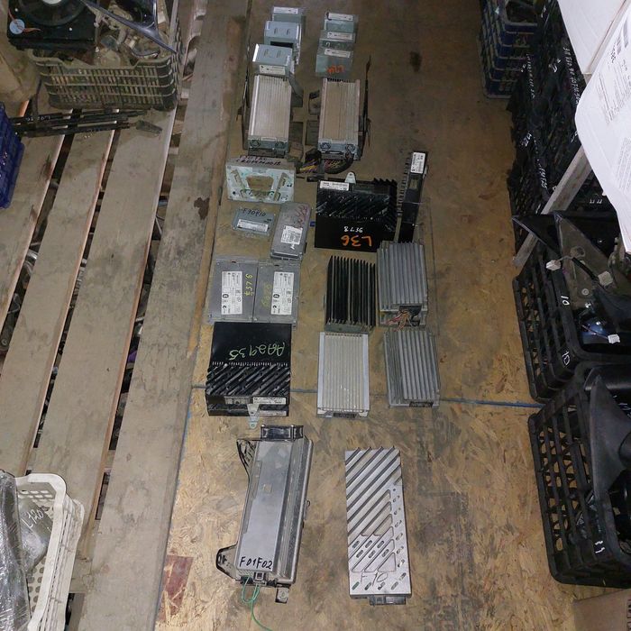 Усилители музыки на BMW