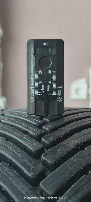 BRIDGESTONE TURANZA All season 6 ,235 55 R19  105w