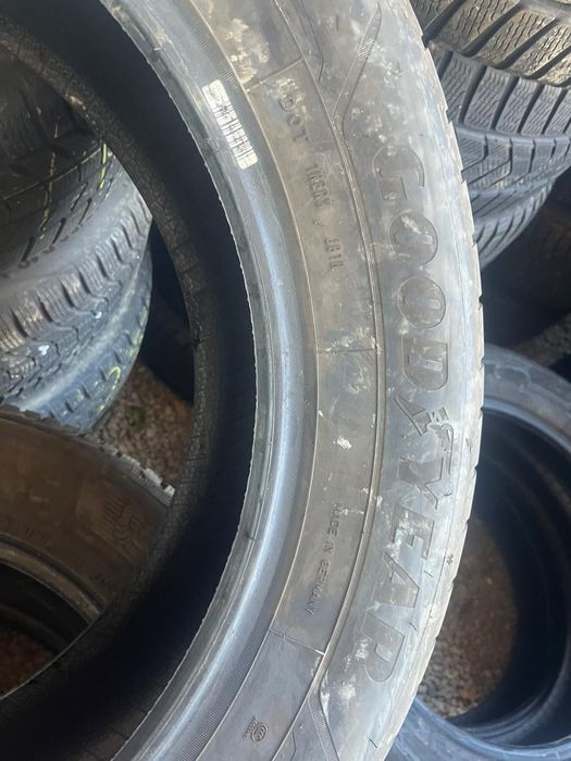 235/60 r20 de iarna 4 buc ca noi GOODYEAR