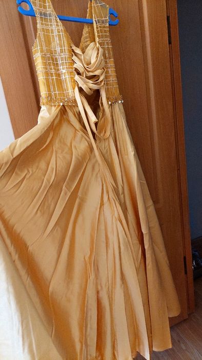 Нарядные пышные платья