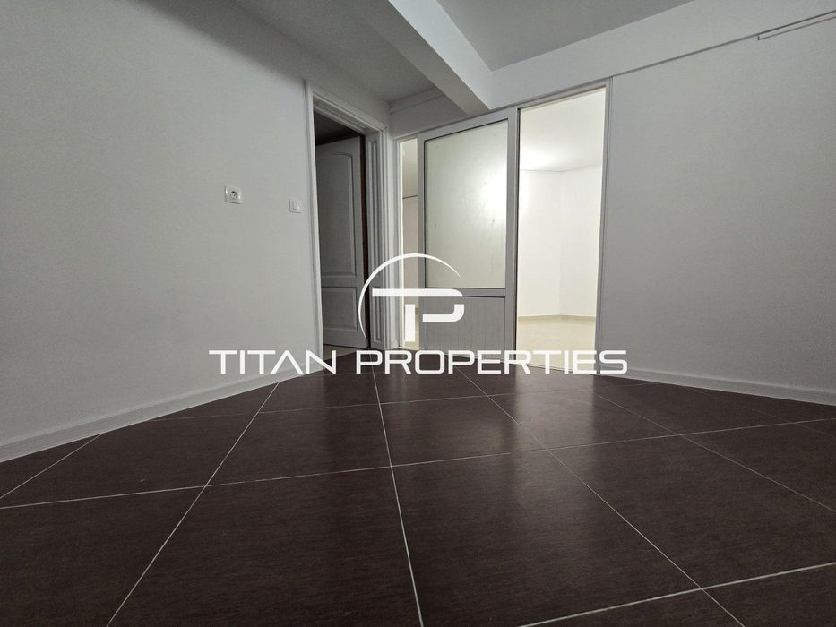 Дава се под наем Офис в Пловдив, Кършияка - 100 кв.м за 425 € - Снимка #2