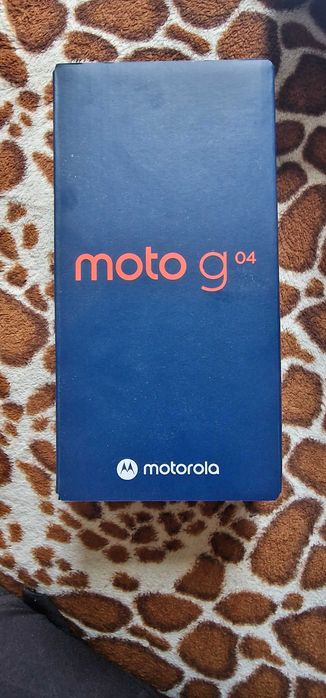 Продавам Motorola g04 64GB