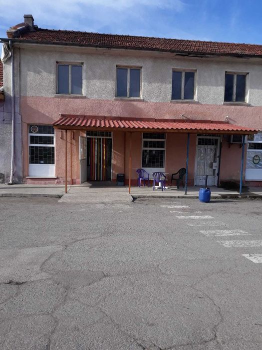 Продава се Магазин в Първомай - 1100 кв.м за 132 €/кв.м - Снимка #6