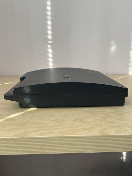 PS3 SLIM + 50 игри