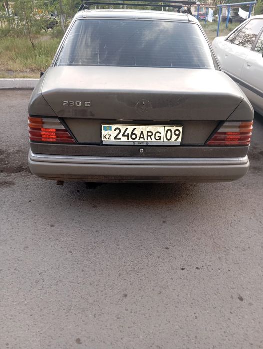 Продам Мерседес 124