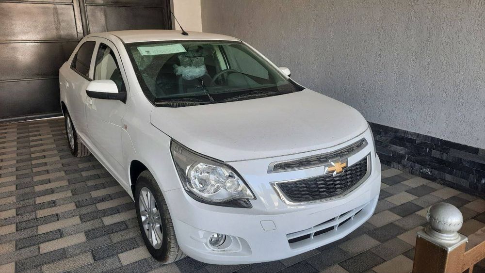 Yangi salondan uyga dehqon