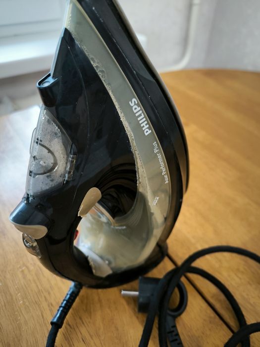 Утюг Philips продаётся
