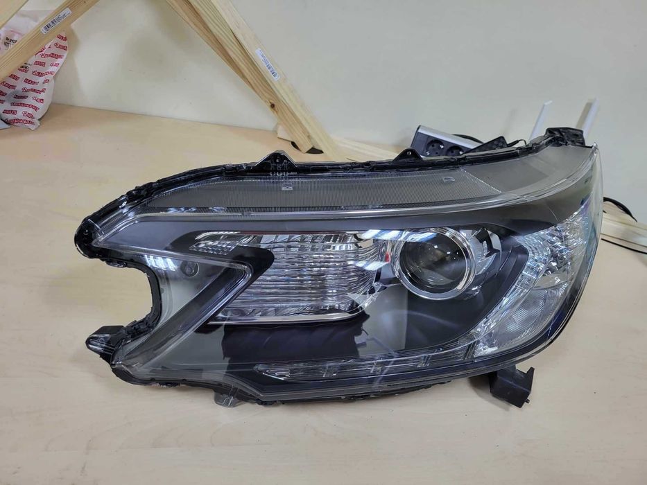 Ляв фар фарове Honda HRV lqv far farove хонда хрв