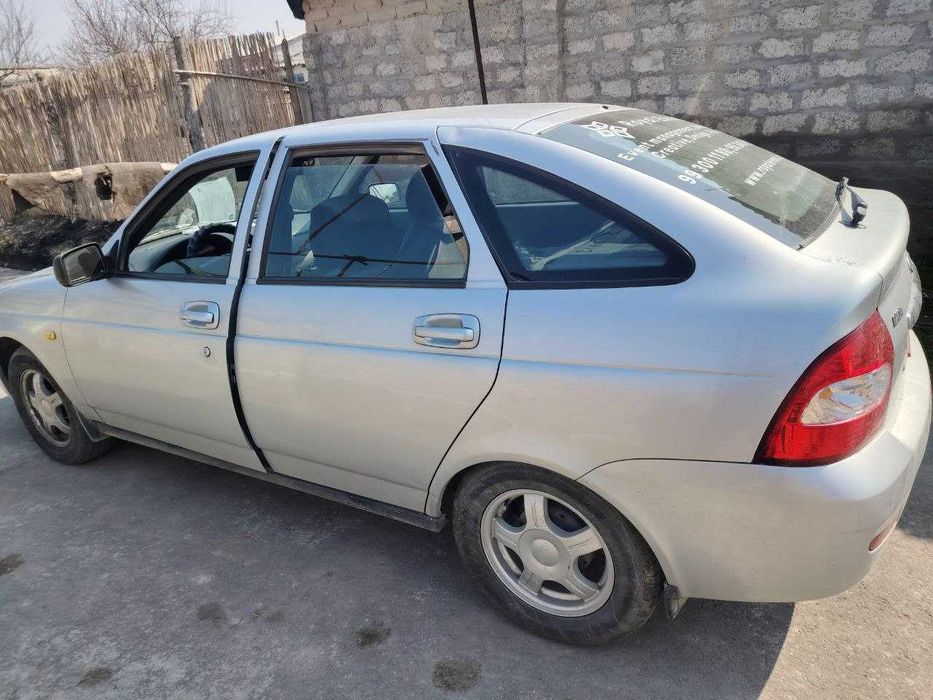 Лада Приора продаётся.