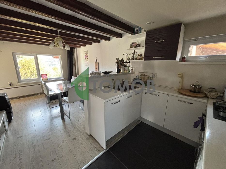 Етаж от къща с невероятна гледка в село Старозагорски минерални бани