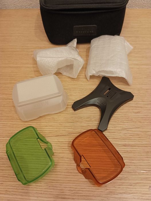 Вспышка Nikon Speedlight SB-700