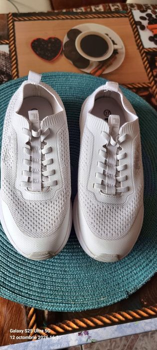 Adidasi damă Fila