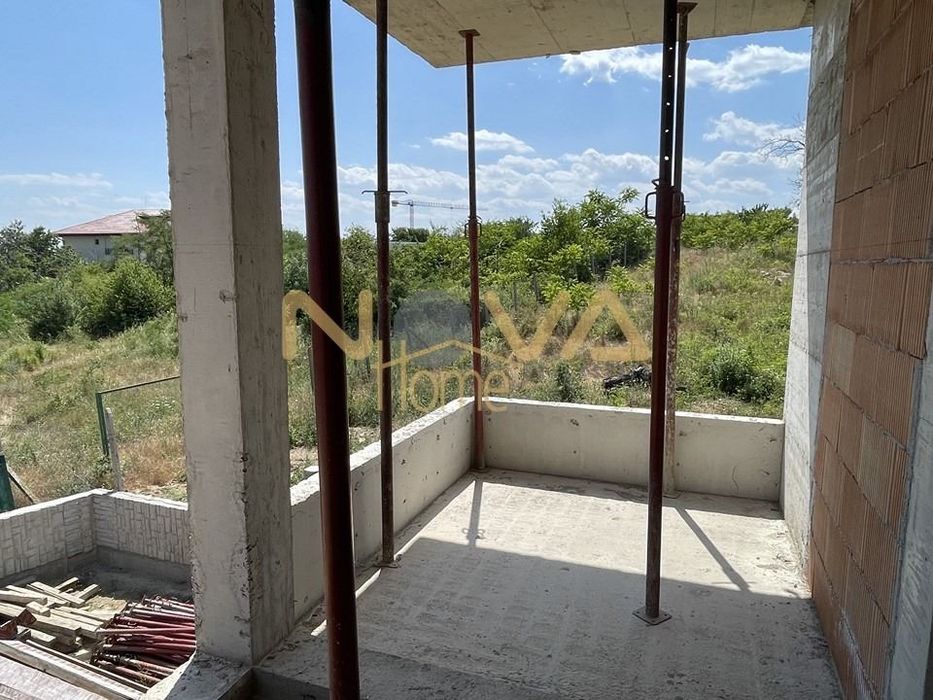 Продава се Къща в Варна, Изгрев - 250 кв.м за 953 €/кв.м - Снимка #11