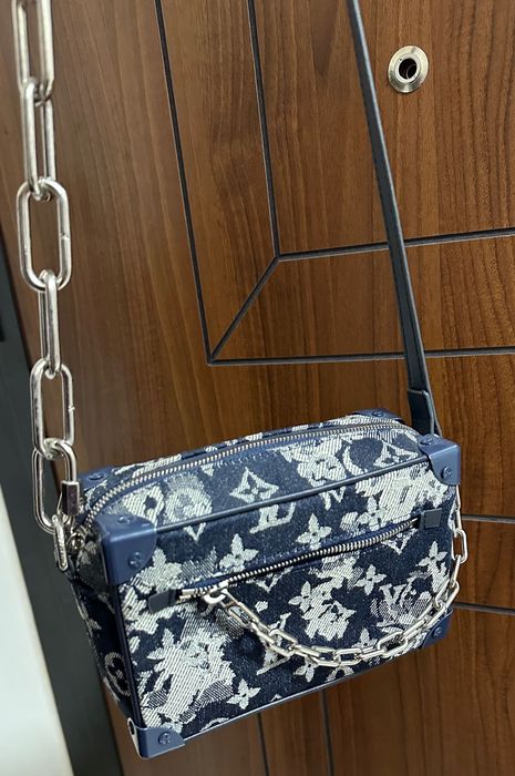 Стилна чанта синя LV