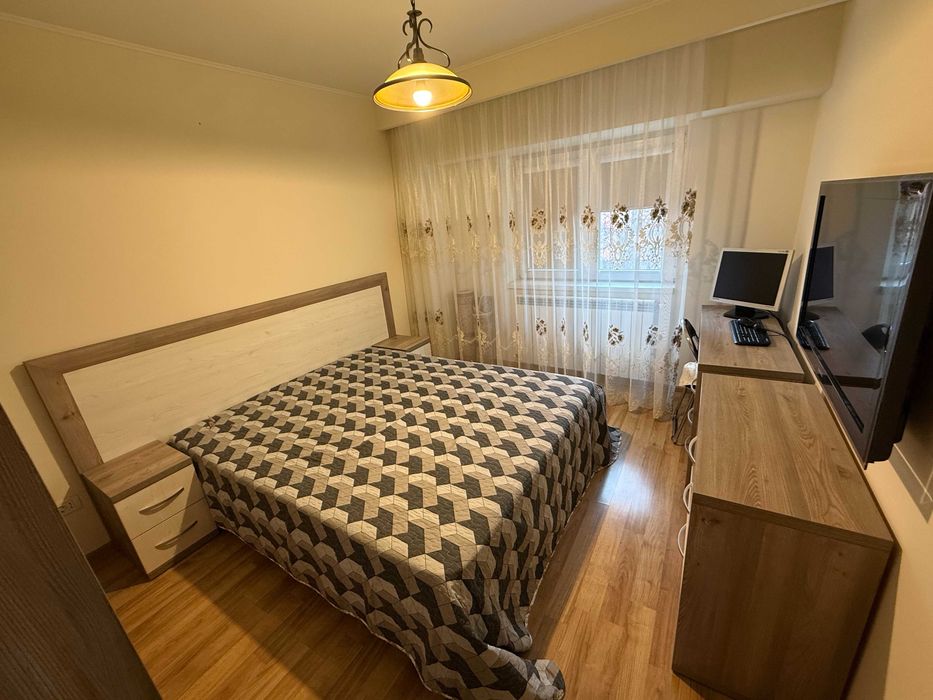 Inchiriez apartament 2 camere ( prima inchiriere) (transformat in 3 camere)  in intersectia Emag
