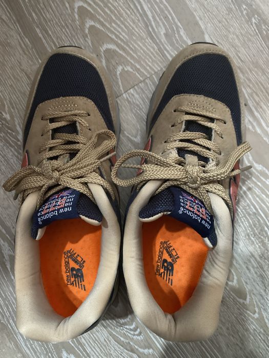 Продам мужские кроссовки