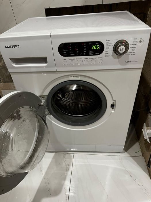 Продам стиральную машинку