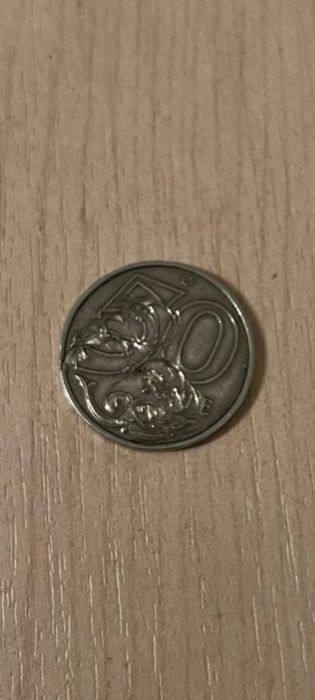 монета 50тг бракованная