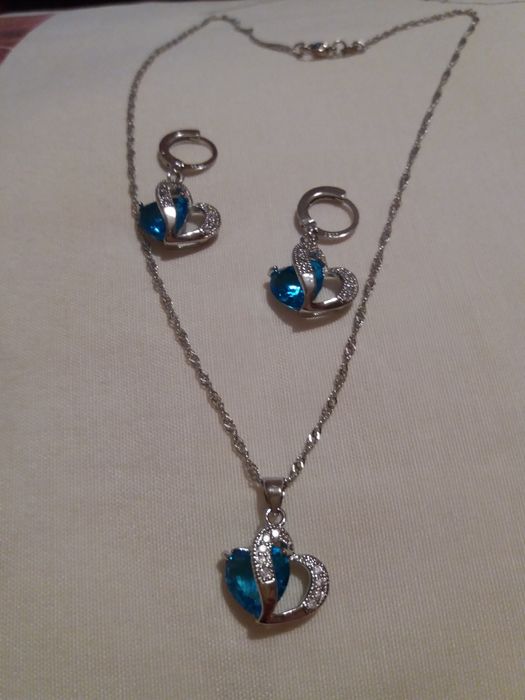 Комплект колие и обици, сърца с циркони  ,сребро 925