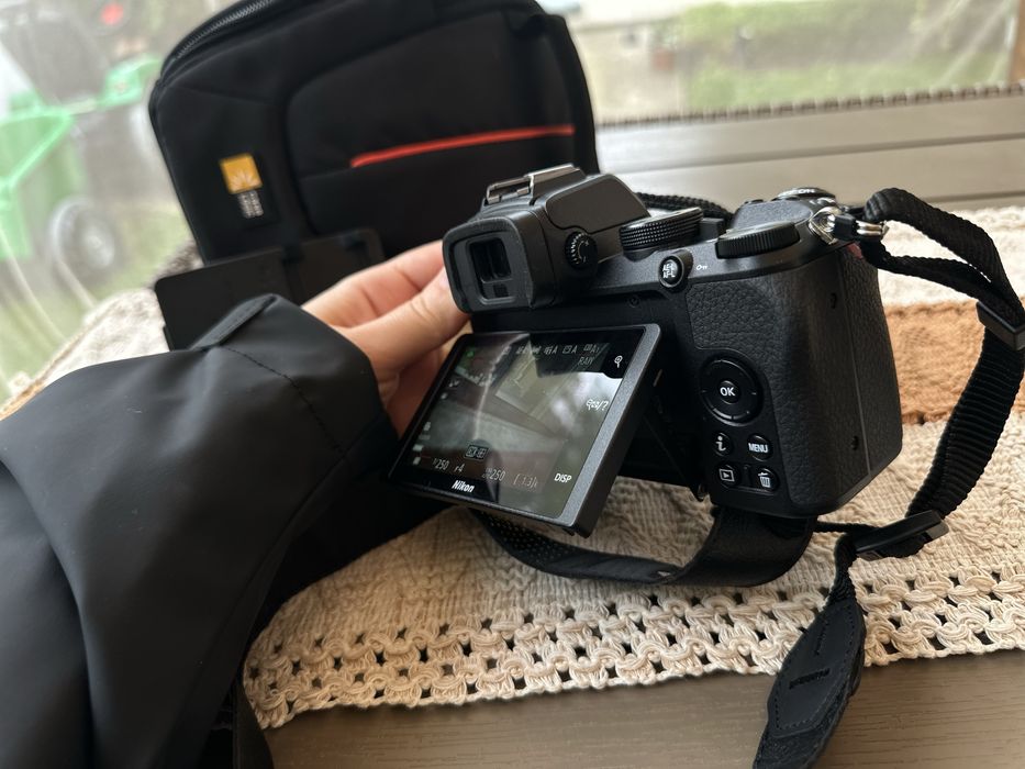 Фотоапарат Nikon Z50 + обектив Nikon Z DX 16-50mm VR