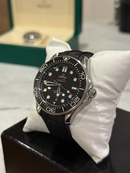 Omega Seamaster 300