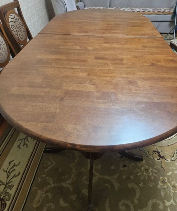 Продам стол в идеальном состоянии