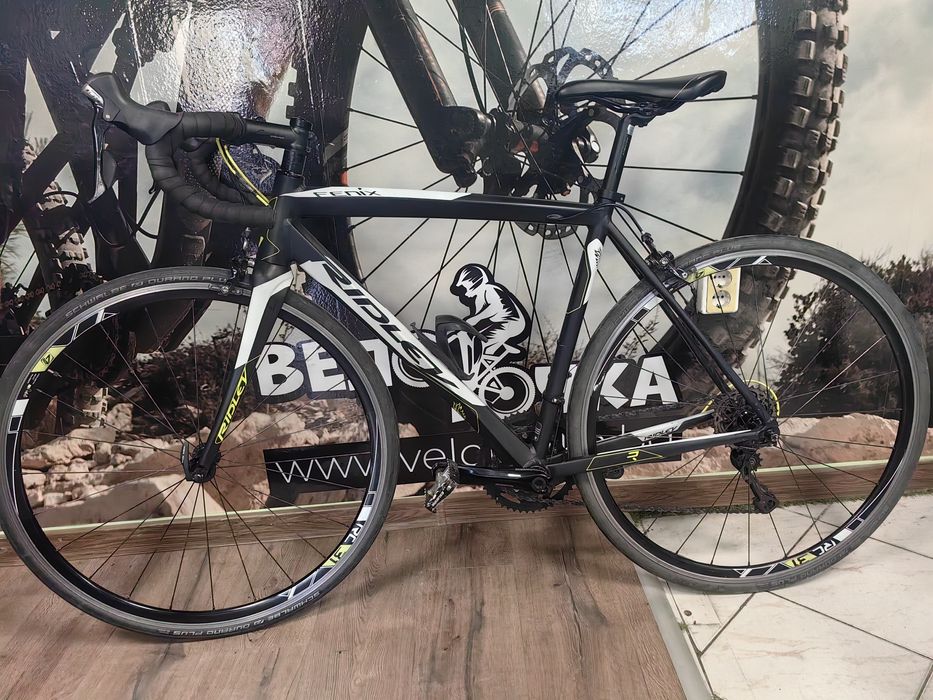 Шосеен велосипед Ridley