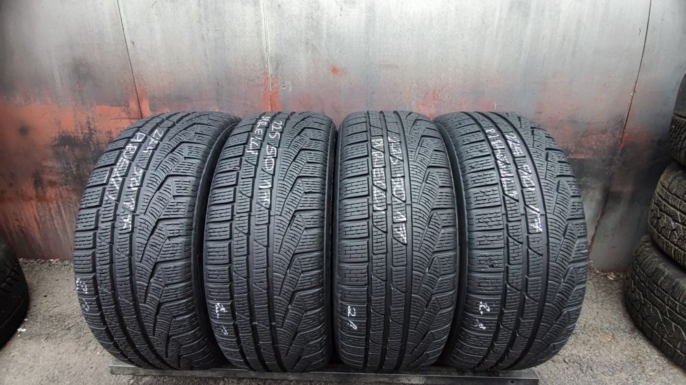 4бр. зимни гуми 225/50/17 Pirelli Scotto Zero