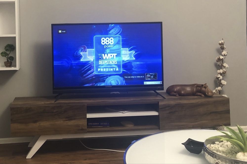 Comoda tv superba