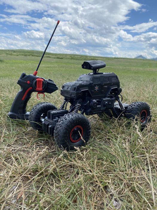 Радиоуправляемая машина.