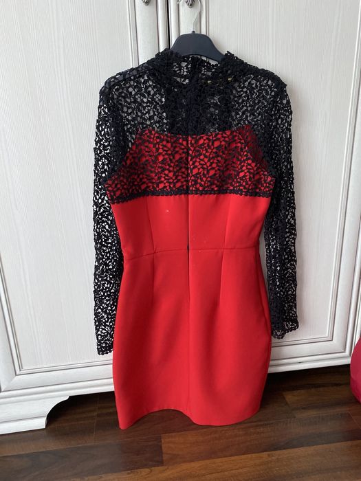 Se vinde rochie zi/seara