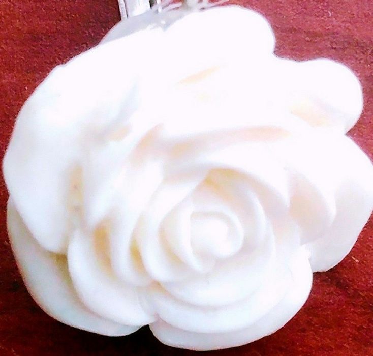 Ново златисто колие и Нови,златисти бутонели