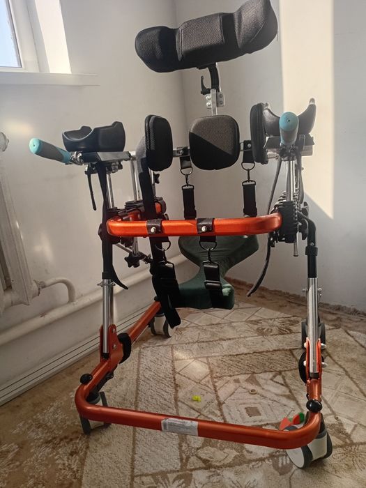 Вертикилизатор,  ходунок для инвалидов