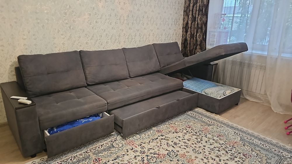 Продам диван в хорошем состоянии