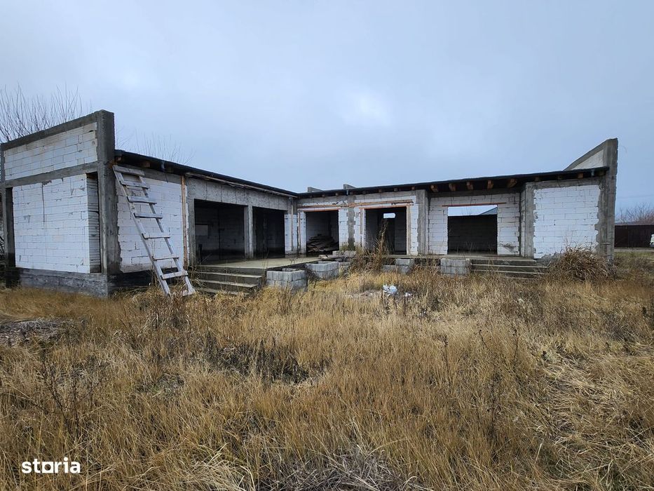 De Vanzare Casa la Rosu zona Cazasu