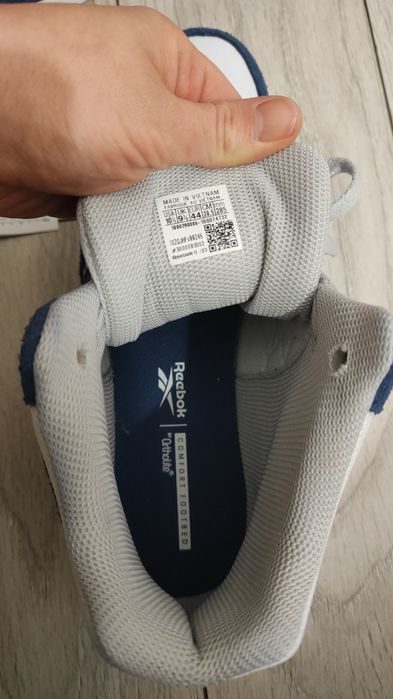 Adidași noi reebok