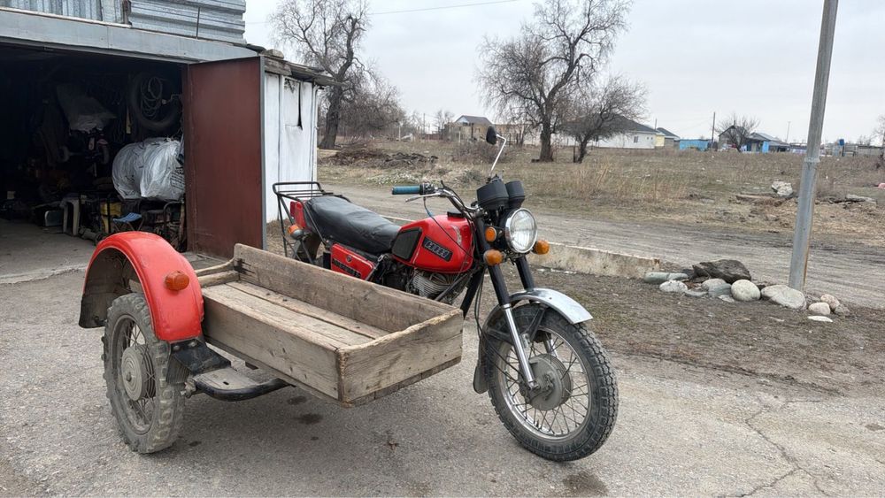 Продается мотоцикл Иж планета 5