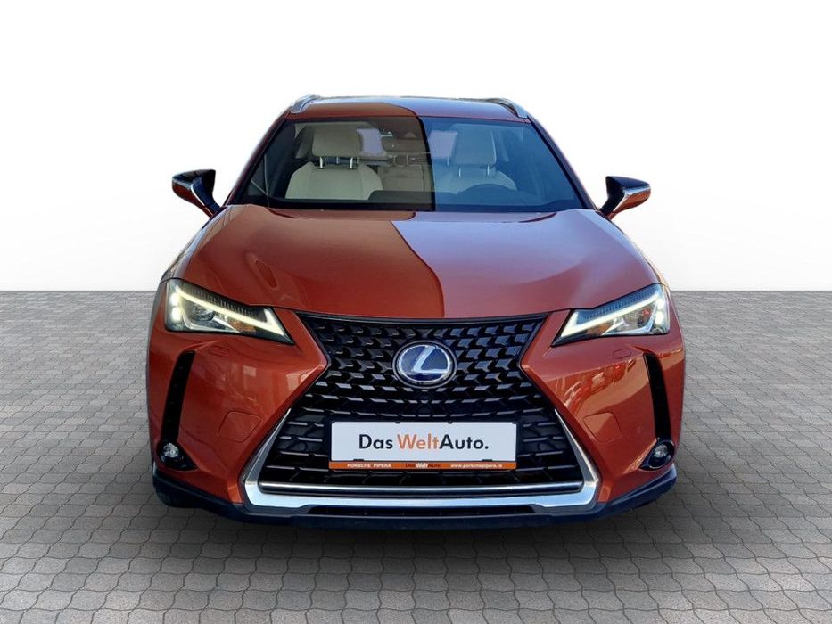 Lexus UX Garantie 12 luni- Optiuni de finantare avantajoase