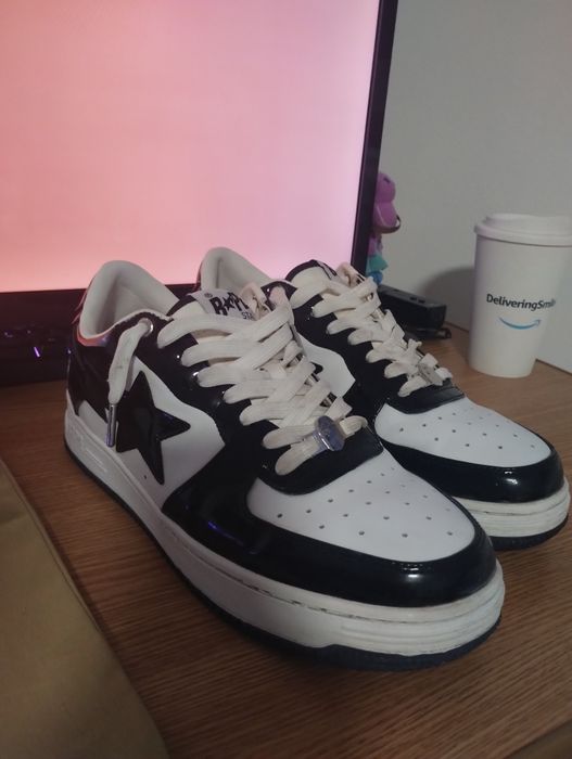 Vând bapesta white and black