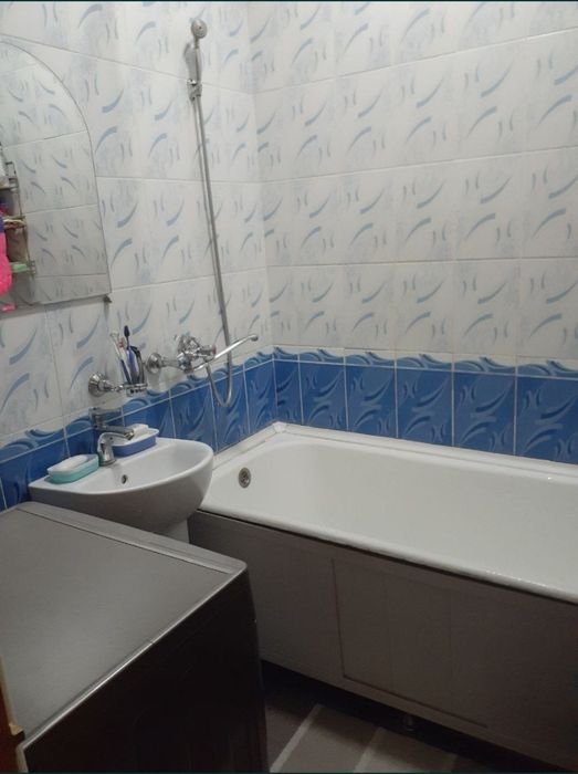 Срочно продаётся квартира Мирабадский р-н Куйлюк массив 3 2/4/4