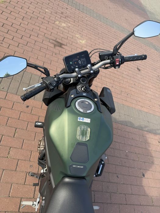 Honda cb 650 R…….