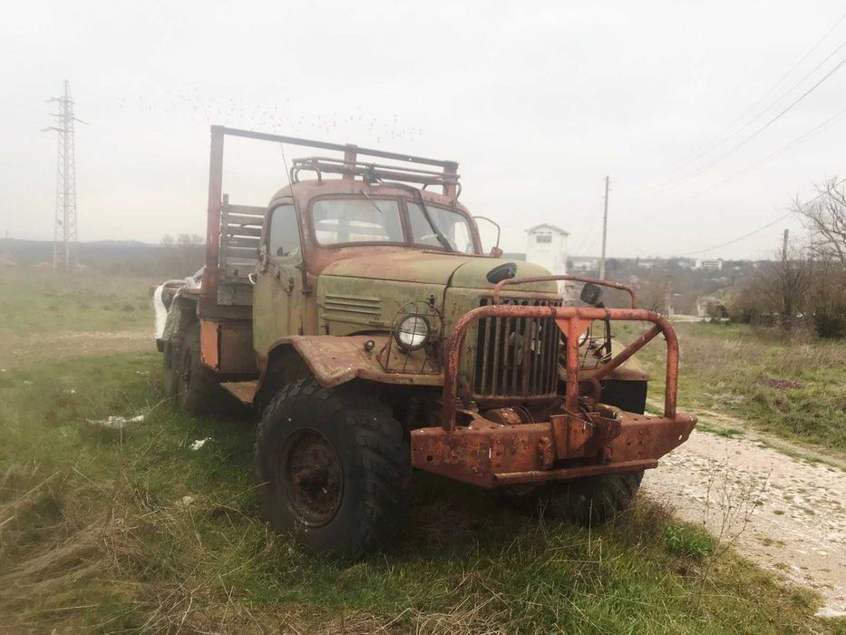 Продавам Зил / Zil 157