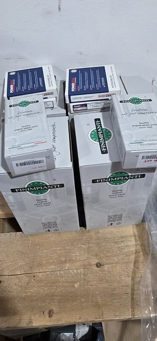 Set motor tractor fiat 312 312R fiat 411.415 import Italia original cu