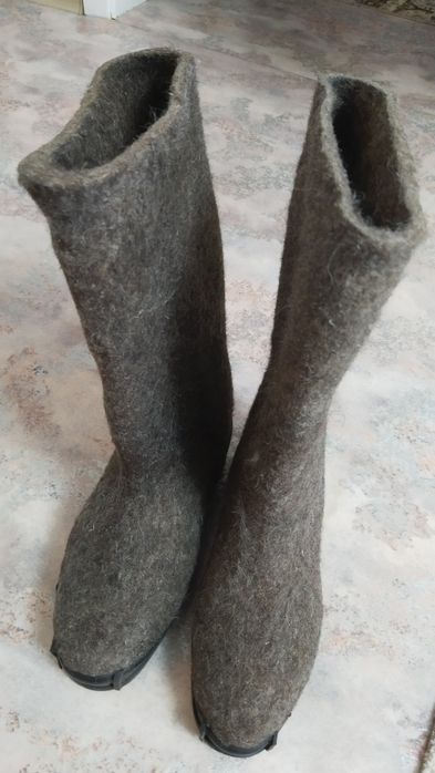 Продам новые валенки