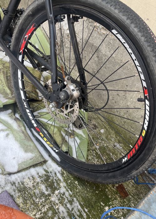 Vand bicicleta foarte buna